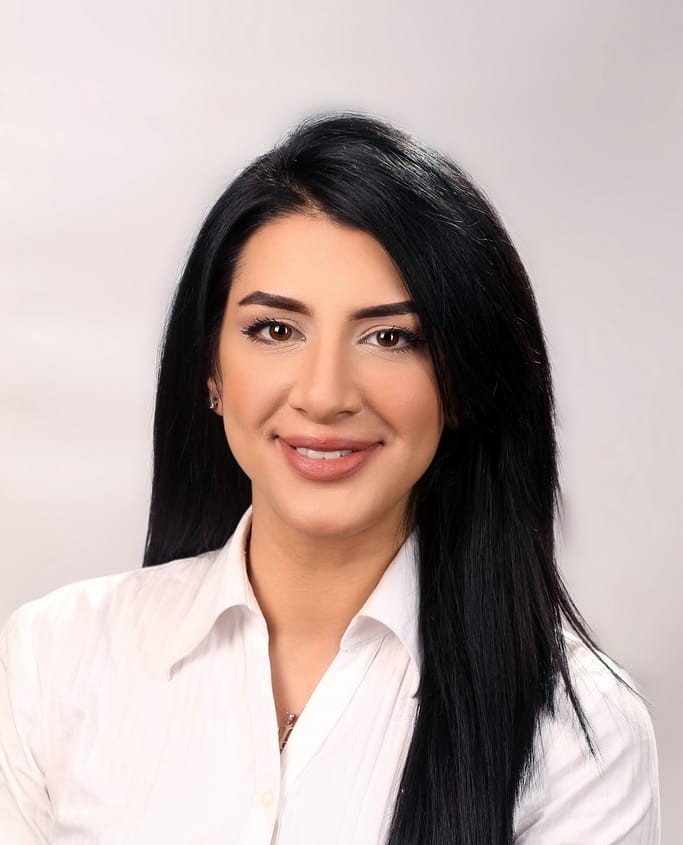 الأخصائية هديل عليان